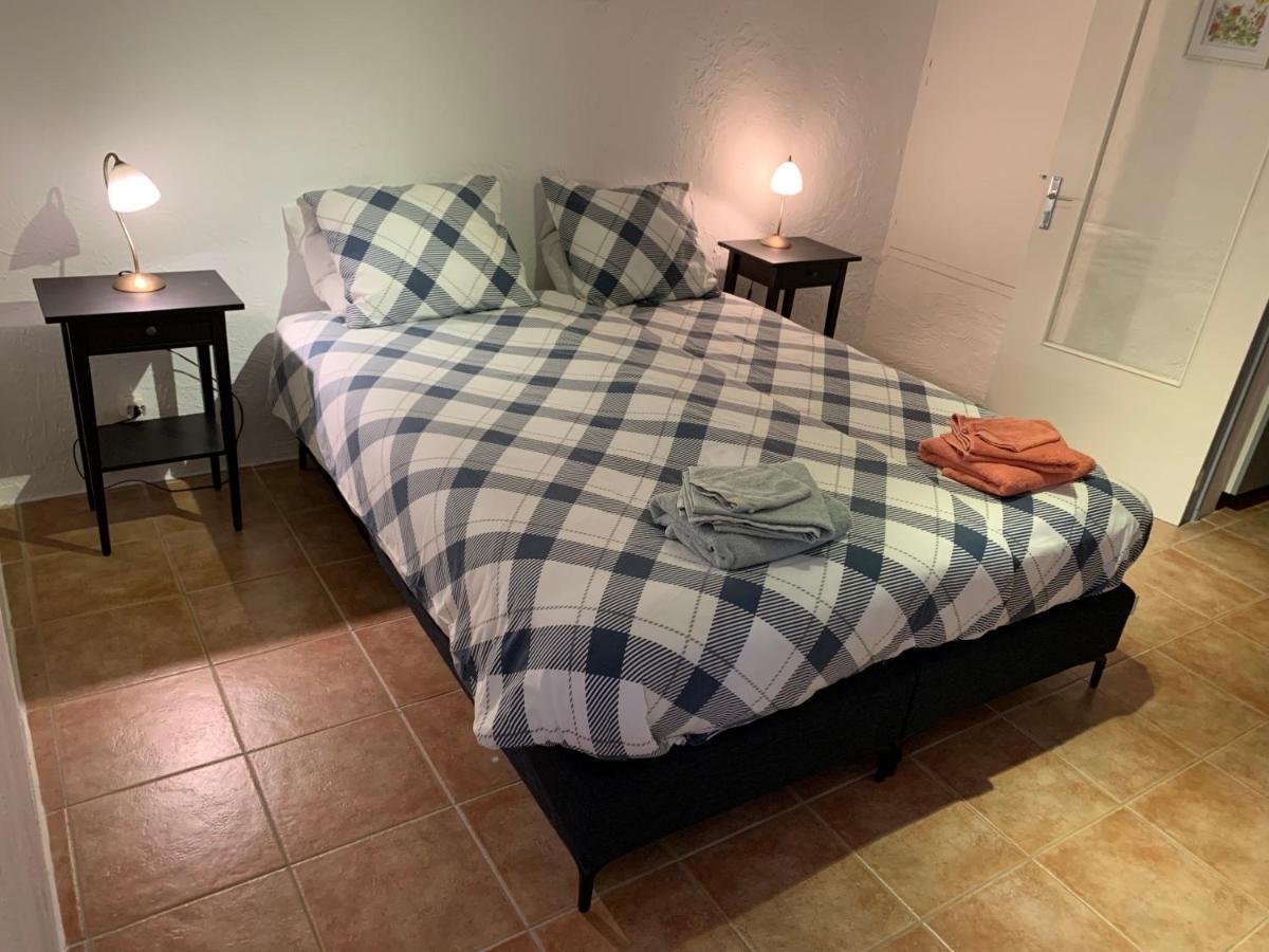 Maison Castellane Chambre D'Hotes B&B Exterior photo